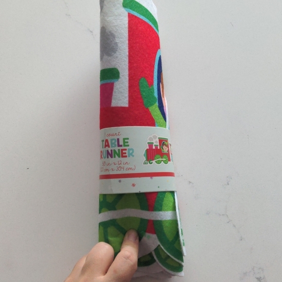 Christmas decor bundle - NWT - Picture 6 of 6